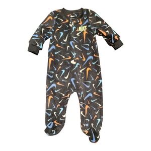 Baby Boys Nike Fleece Footed Pajamas Sleepers All Over Swoosh Logo Black 6M